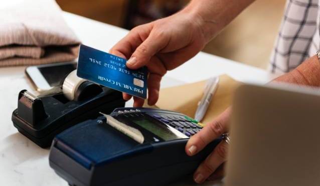 Shqiperia ka nivel te ulet te pagesave elektronike: Dy projektet me rendesi per ti nxitur
